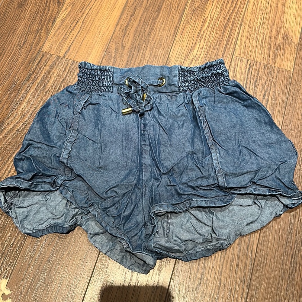 Bebe shorts